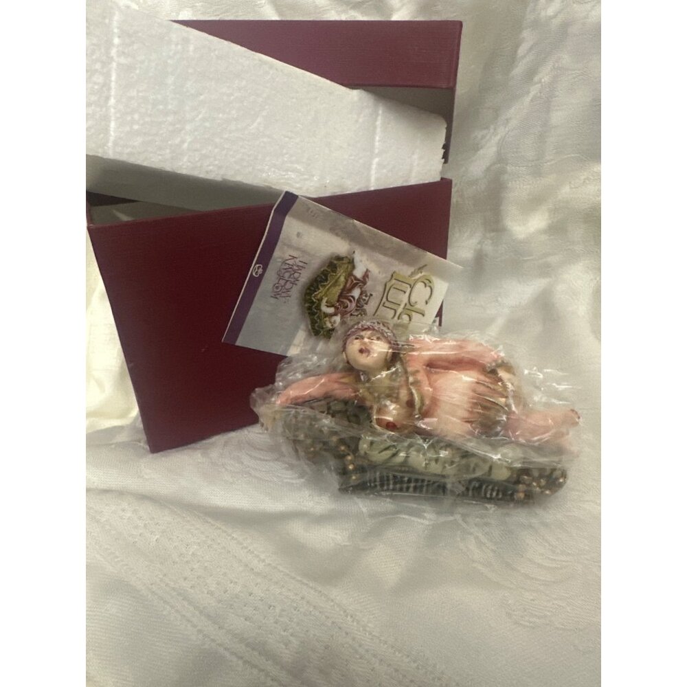 Limited Edition Harmony Kingdom Mme. Kiki Figurine Clair De‎ Lun
